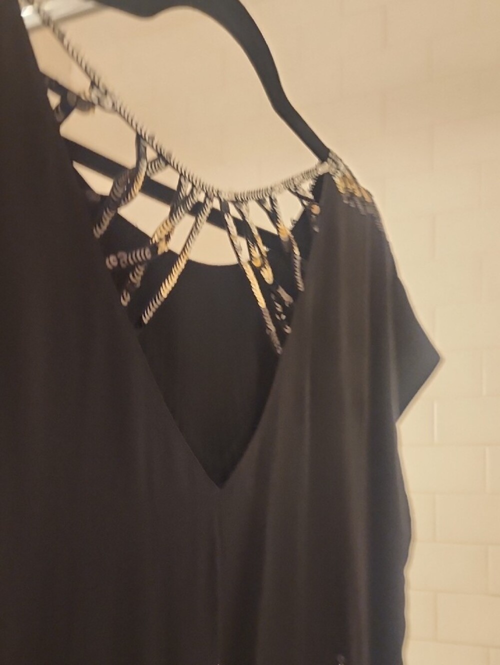 BCBGMaxAzria Black Mini Shift Dress Or Tunic with Gold and Silver Sequins Sz L - Picture 4 of 7